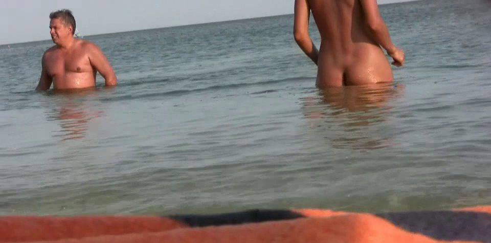 Brunette Goddess 3 - Embracing Empowerment and Elegance for a Healthy Lifestyle - 2